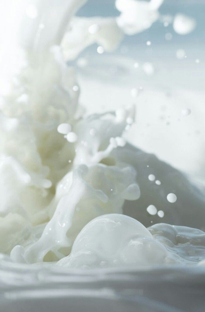 Rice Extract vs. Oat Milk: Why SADE Chose Both