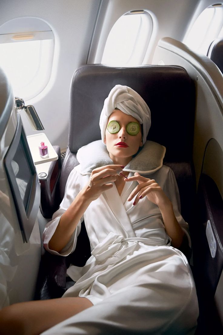 The In-Flight Skincare Routine That Actually Works (Before, During & After Your Flight)
